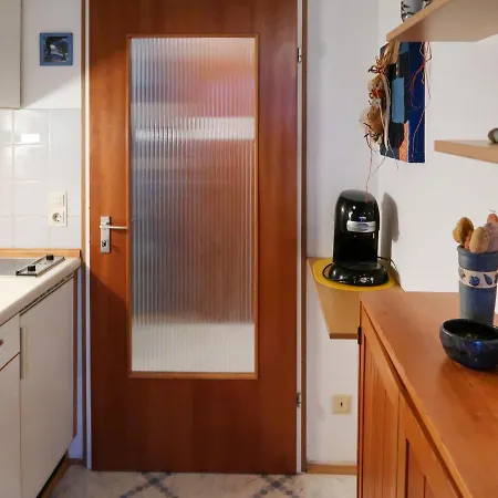 B 69 Apartment